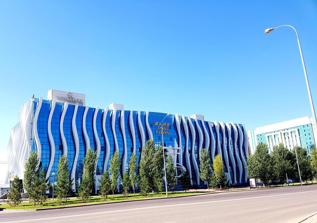 Reikartz Park Astana Ex-Royal Park Hotel & Spa Exterior photo